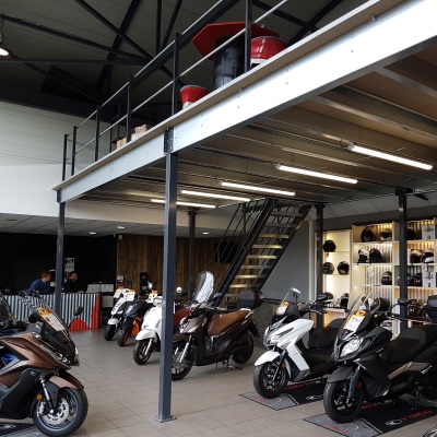 mezzanine ERP pour un magasin de vente de véhicules 2 roues - MSI France